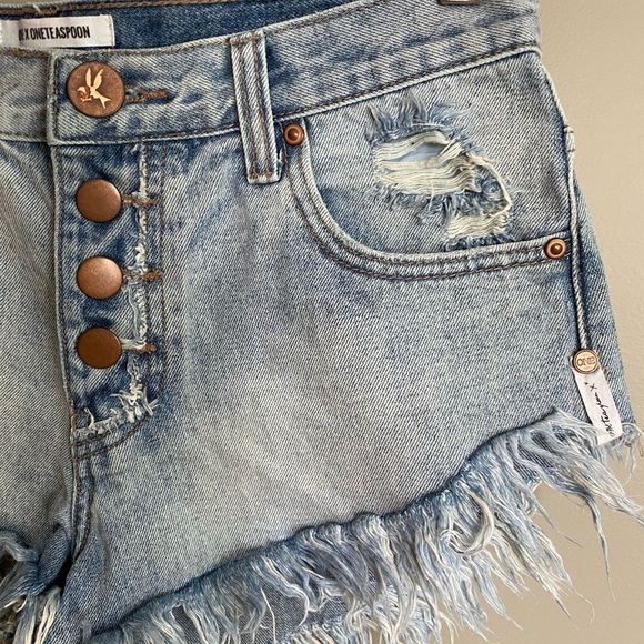 ONE Teaspoon “Brandos” Jean Shorts Relaxed Fit Long Rise Button Fly Size 24 - Picture 8 of 16